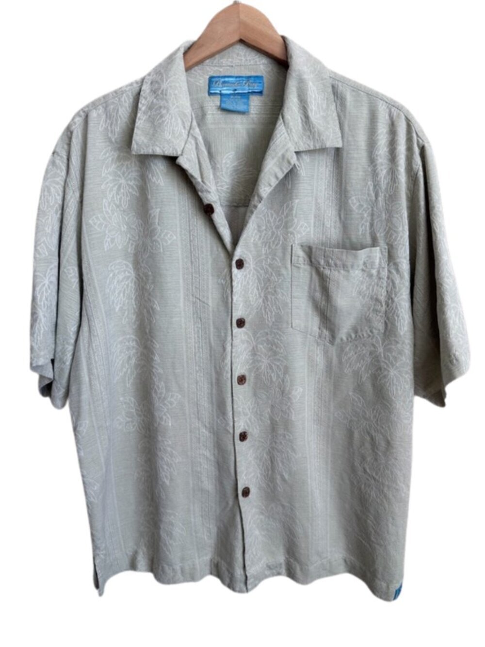 100% Silk Camp Shirt Mens XL Sage Jacquard Hawaiian Resort Bermuda Bay Beachwear